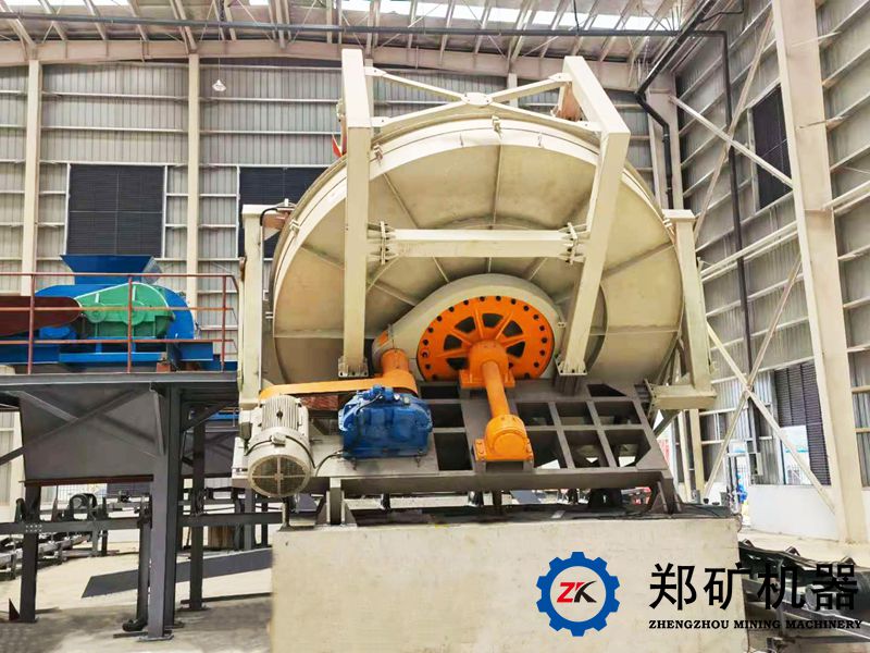 江蘇睿新世越環(huán)保盤式成球機項目