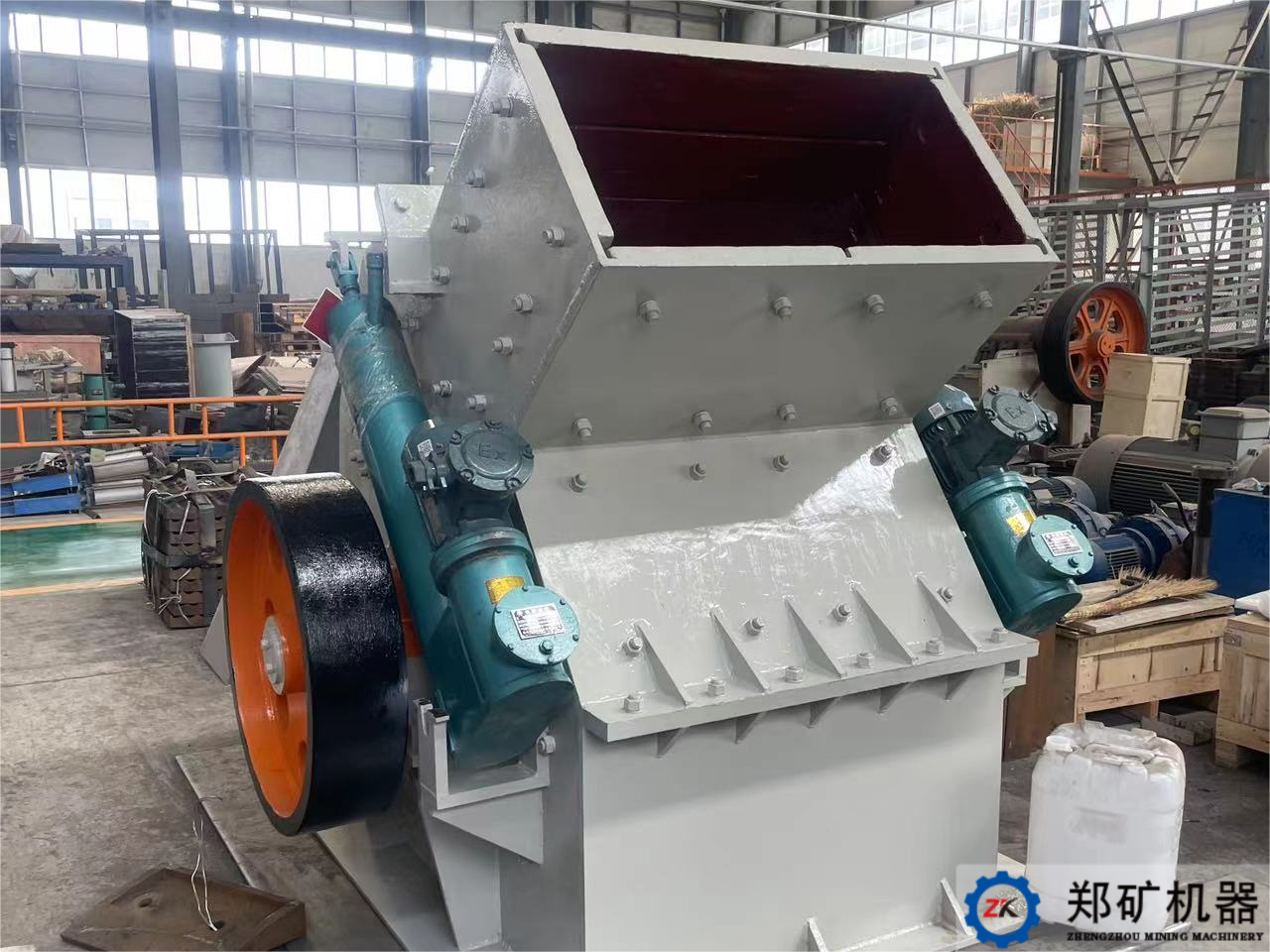 熱烈祝賀徐州PC1000×1000錘式破碎機(jī)設(shè)備交貨完成！